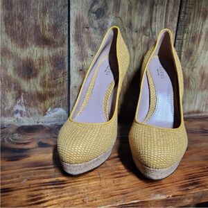 Gucci Women's Yellow Cork Heel